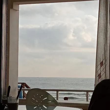 Broadway Es Mar Appartement *